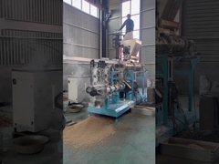 Alimentação de flutuação do parafuso gêmeo que faz a pelota do alimento de peixes do cachorrinho da máquina que faz a máquina