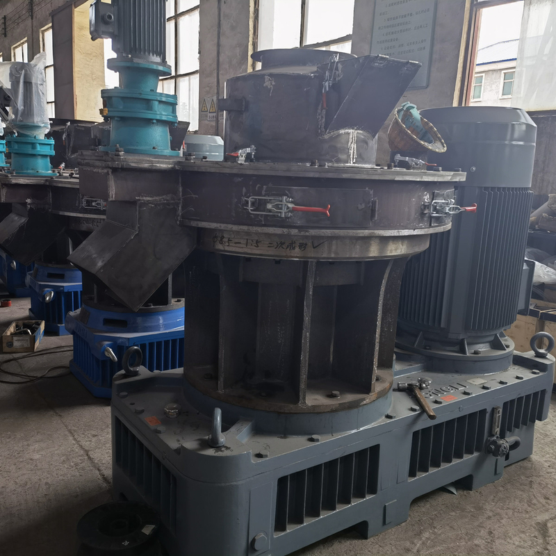 Máquina de moagem de pellets de madeira de 4-12 mm com capacidade de 0,8-4 t/h e tensão de 380 V