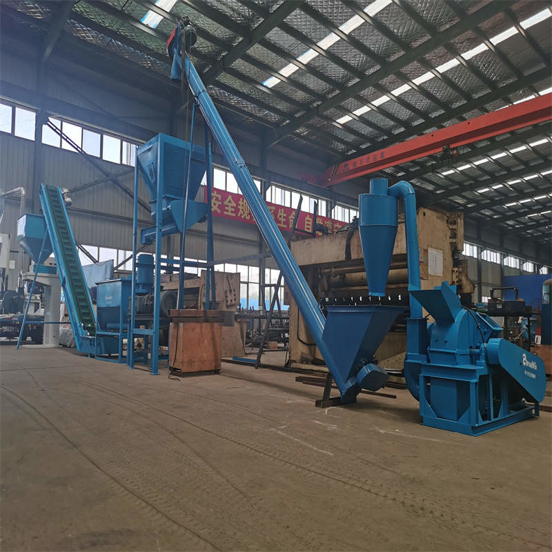 Linha de produção de pellets de madeira de 118KW 1000-2000kg/H 2000*500*600cm Gabinete de controle elétrico