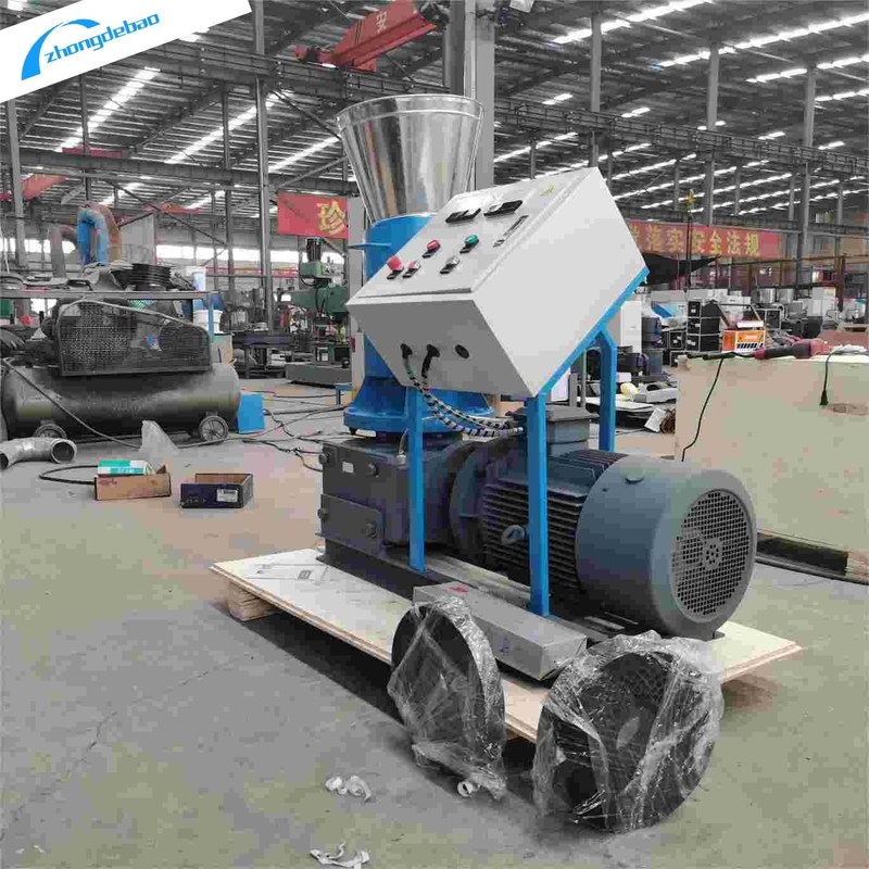 Máquina de moagem de pelotas de madeira de rolos 260-360 KG/h para serragem de madeira de biomassa