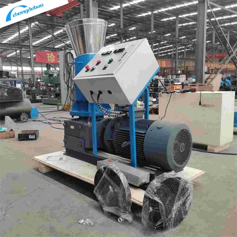 Máquina de moagem de pelotas de madeira de rolos 240-340 KG/H para serragem de madeira de biomassa