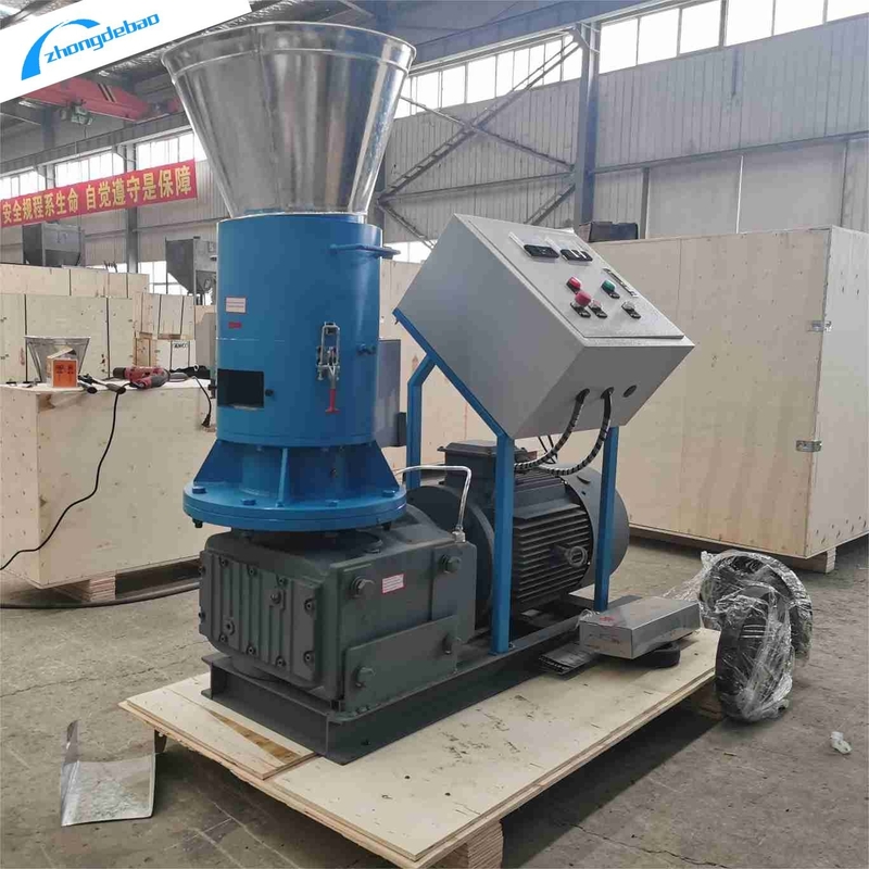 Máquina de moagem de pelotas de madeira de rolos 240-340 KG/H para serragem de madeira de biomassa