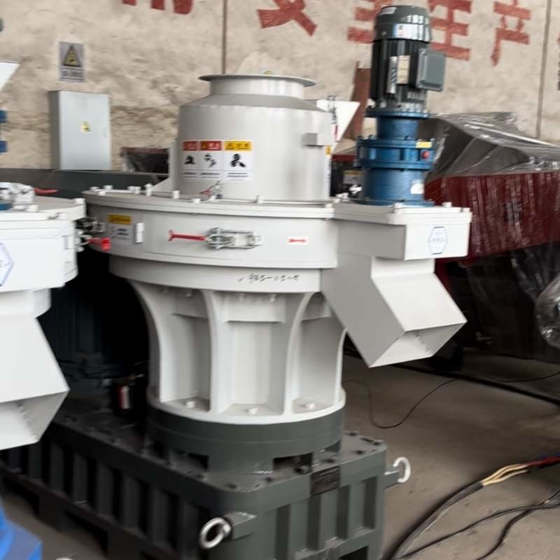 Valor de aquecimento Máquina de prensagem de biomassa que produz 4800 Kcal/kg de briquetes hexagonais a 500 kg/h de capacidade