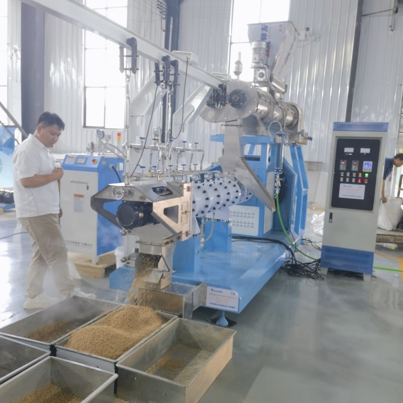 1t/h Capacidade CE SGS Máquina de extrusão de grânulos para alimentação de peixes tilapia flutuantes com condicionador de vapor