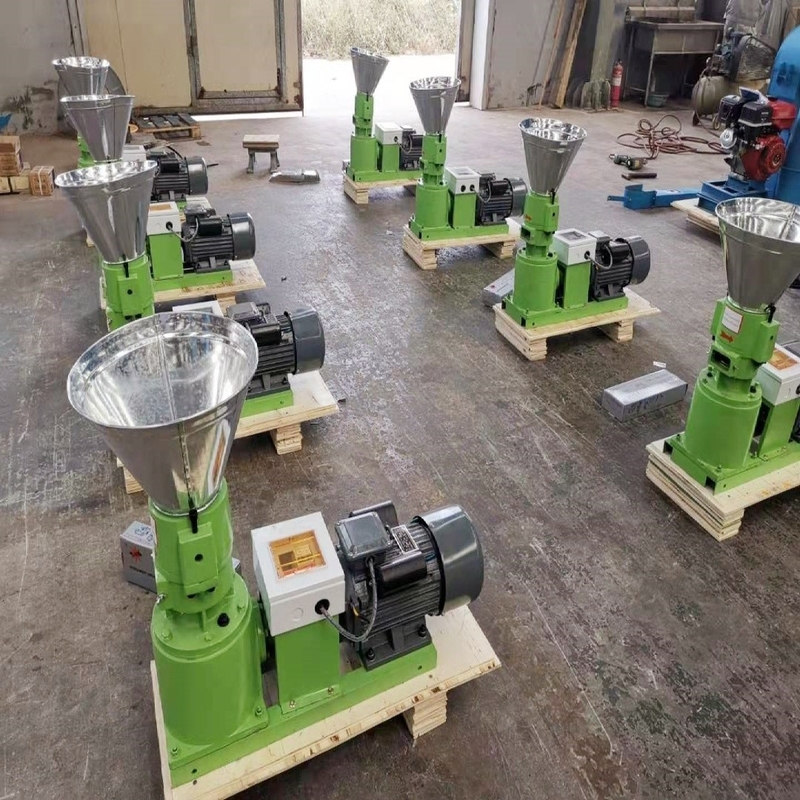 Máquina de fabricação de pellets para alimentos para animais em pequena escala 4KW Motor Tipo Elétrico Máquina de moagem de alimentos para animais