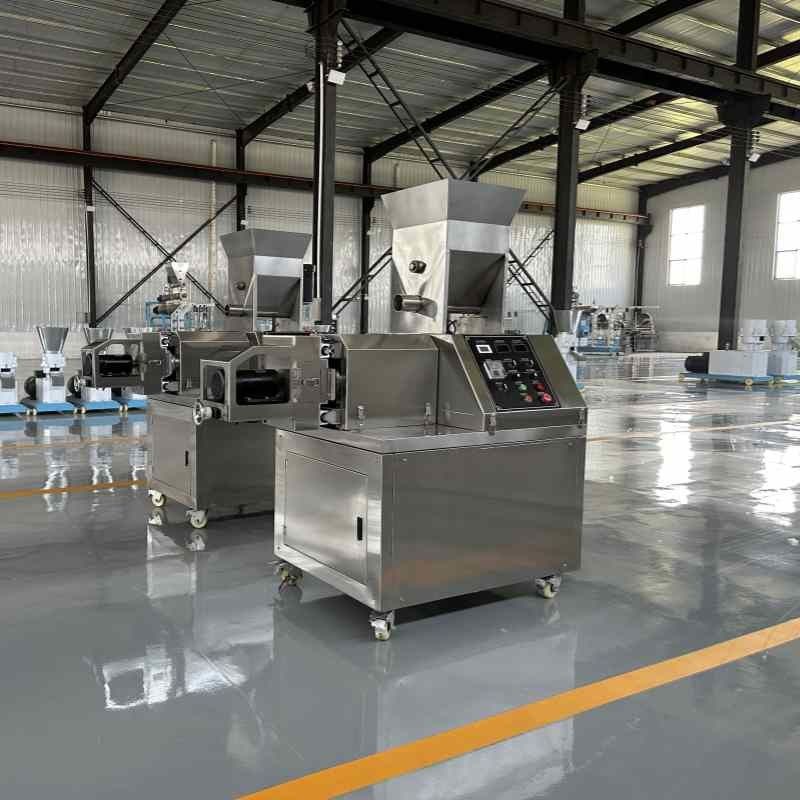 máquina de produção de alimentos por extrusão de ração para gatos e cães, lanches de milho inchados